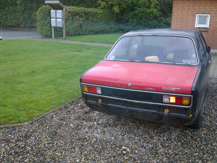 Opel kadett c "solgt" - ny bagklap og Sr bagplad billede 10