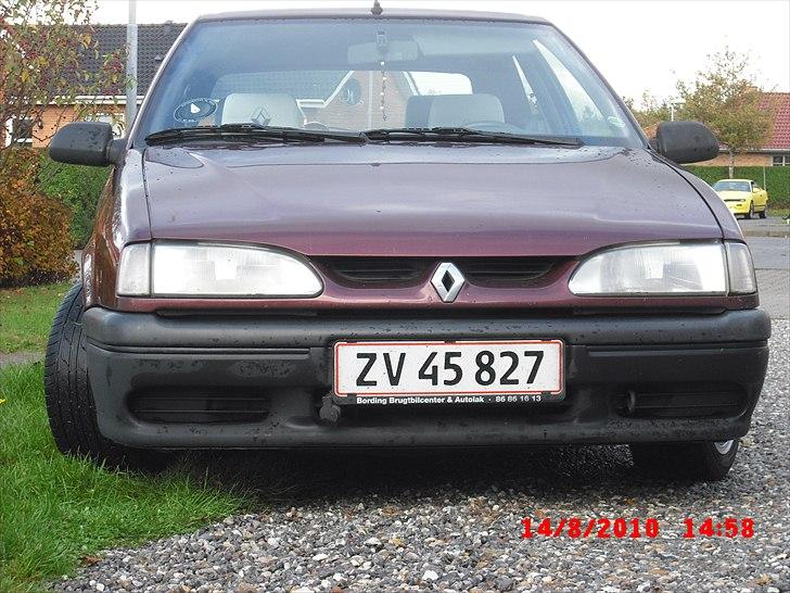 Renault 19 byttet billede 4
