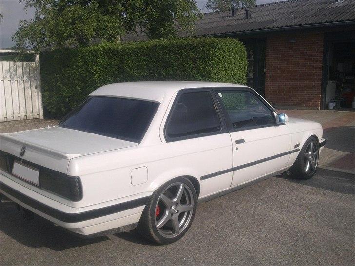 BMW 320i / 325i E30 billede 10