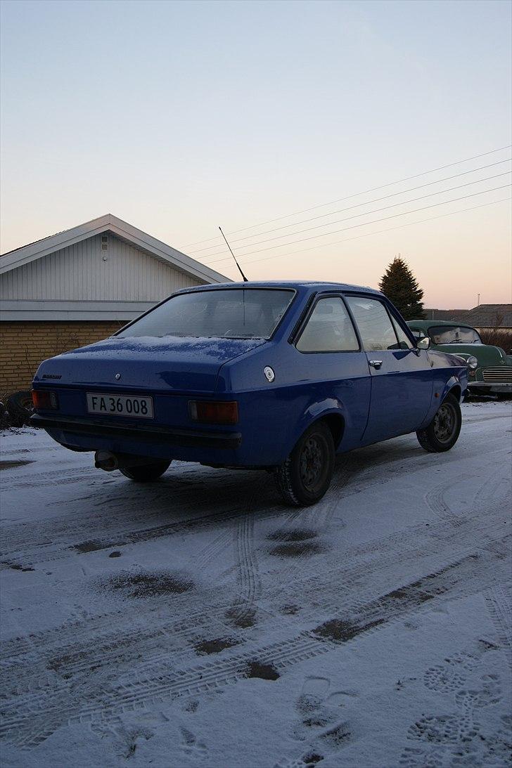 Ford Escort Mk2 - Et par billerder af vognen i vinter mode billede 14