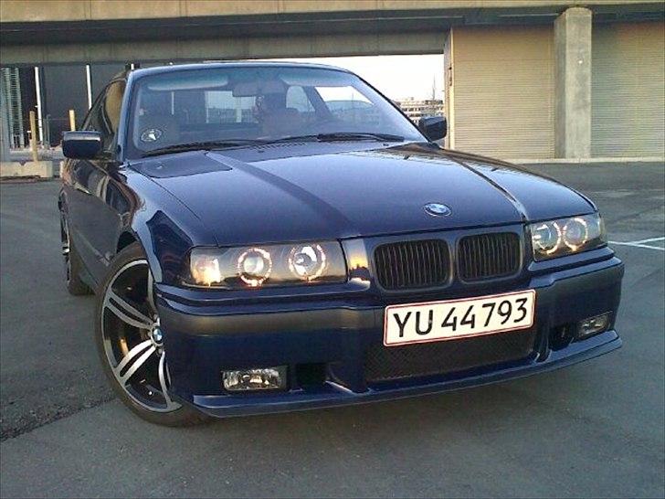 BMW 320i E36 Coupe 2,0 billede 1