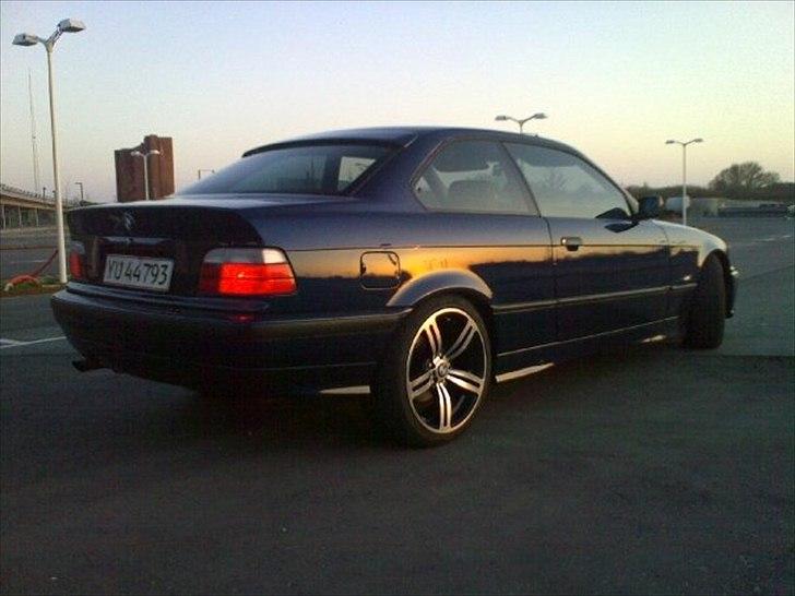 BMW 320i E36 Coupe 2,0 billede 2