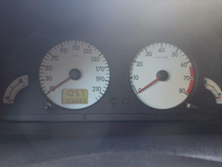 Citroën Saxo 1.6 vts billede 2