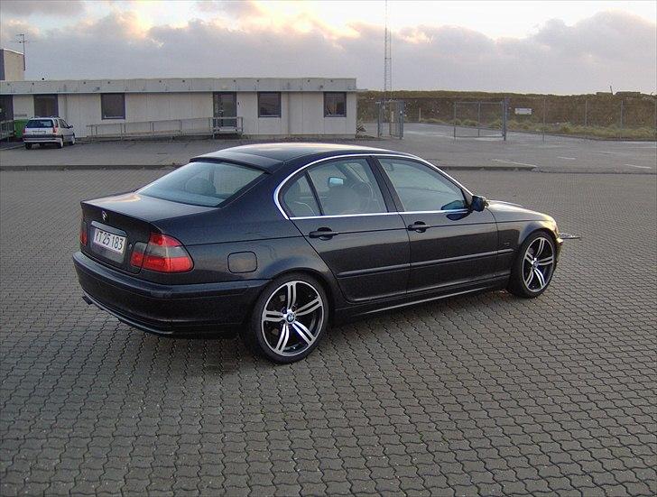 BMW E46 320i (SOLGT) billede 12