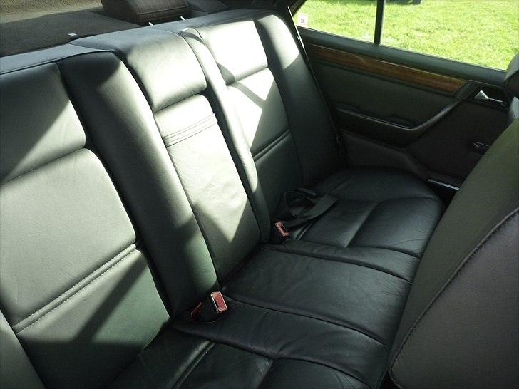 Mercedes Benz 250D billede 7