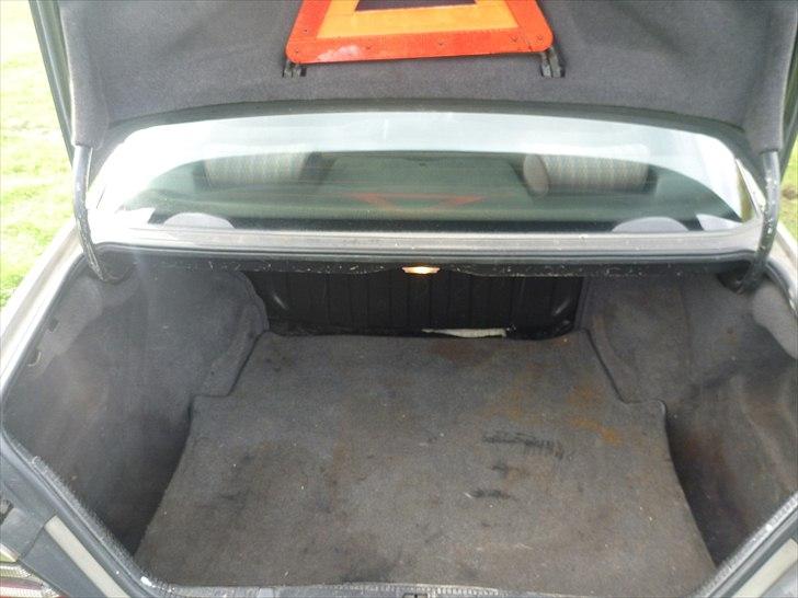 Mercedes Benz 250D billede 8