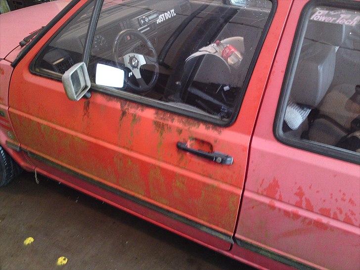 VW Golf 2 SOLGT - Før polering :) billede 11
