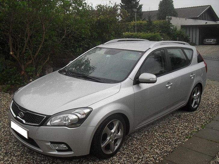 Kia Ceed 1,6 CRDi SW Sport billede 1