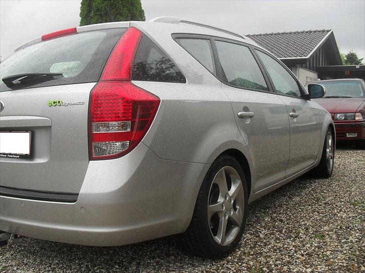 Kia Ceed 1,6 CRDi SW Sport billede 6