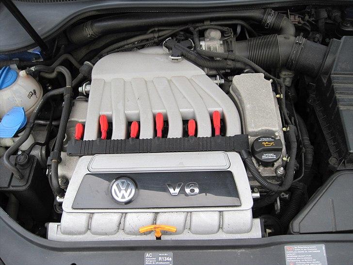 VW Golf V R32 DSG (Solgt) billede 6