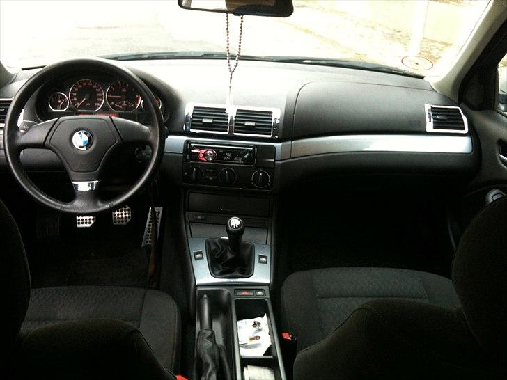 BMW 318i,  E46 T**SOLGT** billede 17