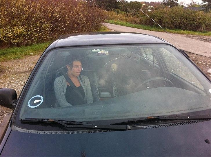 Toyota  carina e SOLGT billede 8