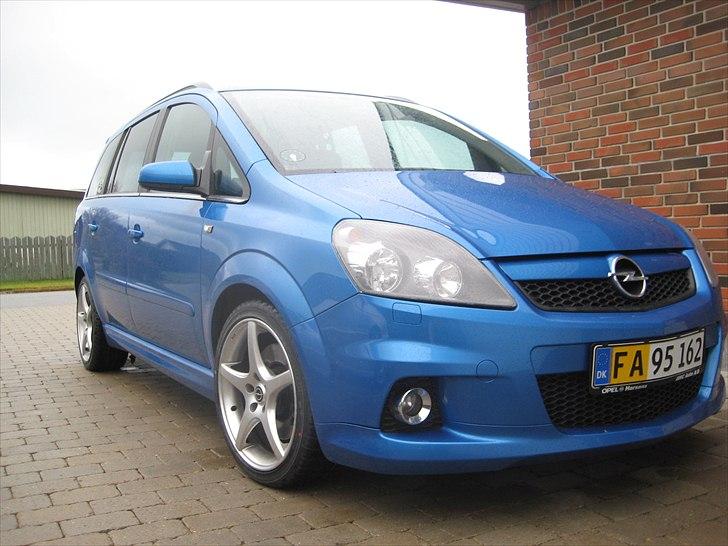 Opel Zafira B OPC billede 1