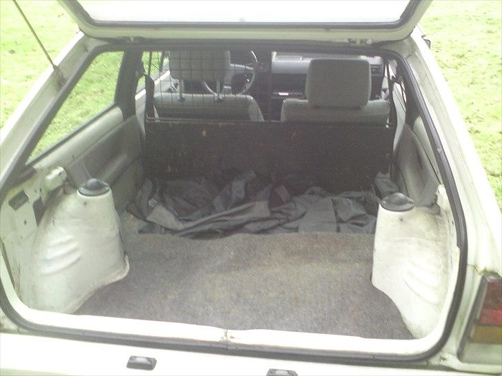 VW POLO COUPE (Puffe)solgt billede 11