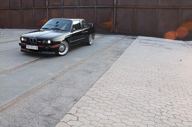 BMW M3 E30 CARBON (SOLGT) billede 7