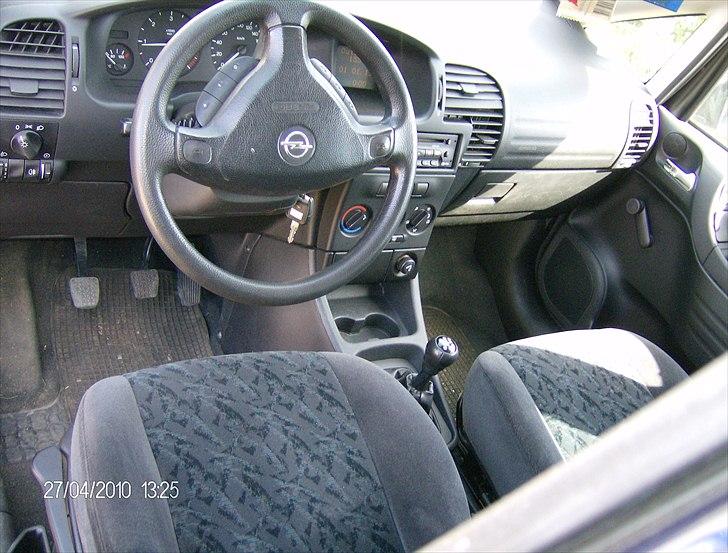 Opel Zafira A - Interiør. billede 9