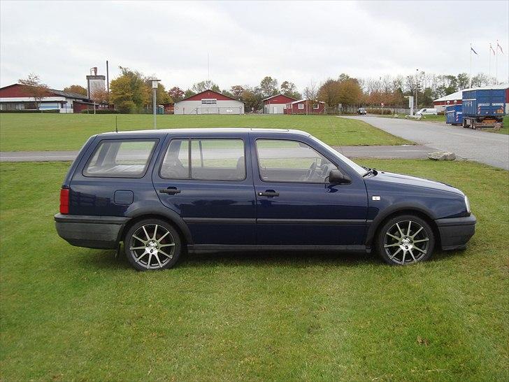 VW Golf 1.9 TD stc solgt billede 4