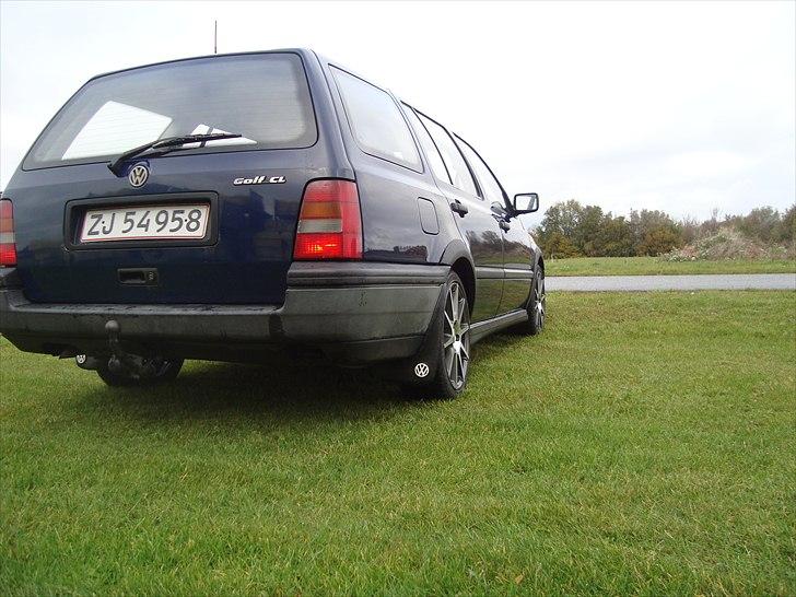 VW Golf 1.9 TD stc solgt billede 6