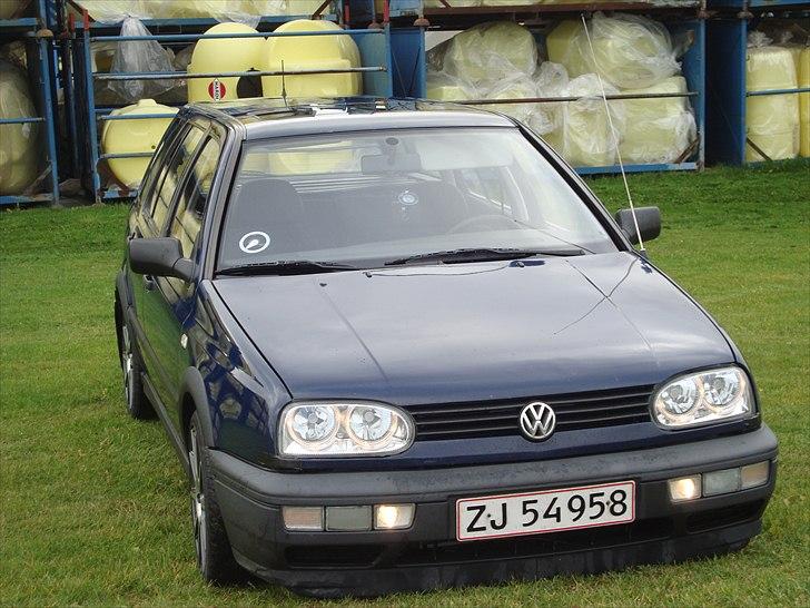 VW Golf 1.9 TD stc solgt billede 7