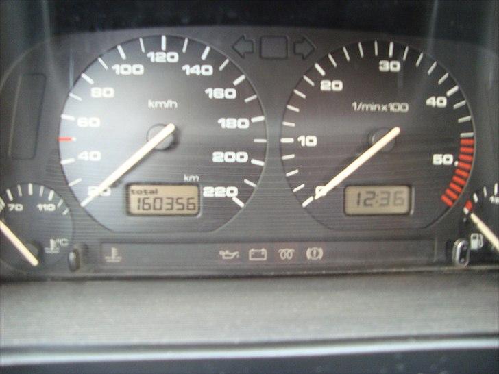 VW Golf 1.9 TD stc solgt billede 13