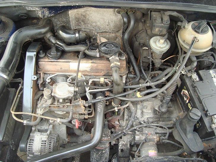 VW Golf 1.9 TD stc solgt billede 16