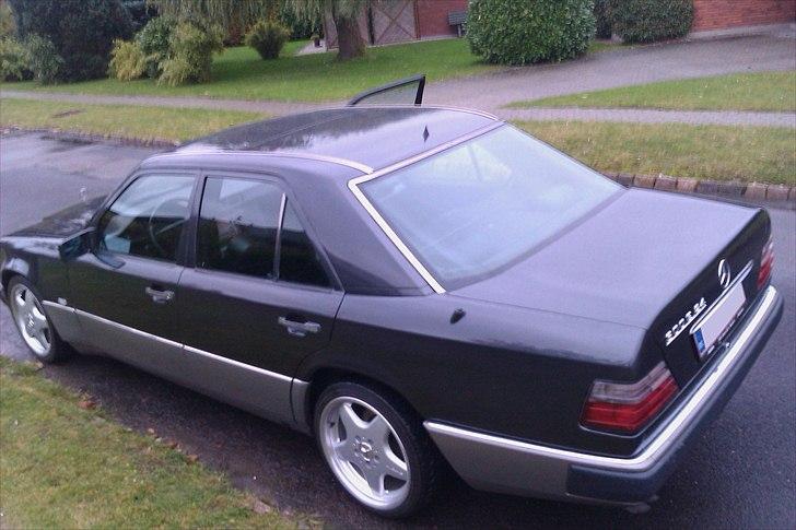 Mercedes Benz E300 24V xXSOLGTXx billede 7