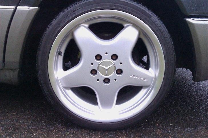 Mercedes Benz E300 24V xXSOLGTXx billede 8