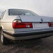 BMW 735i