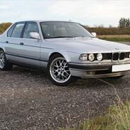 BMW 735i