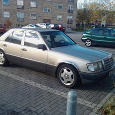 Mercedes Benz 124 250 D