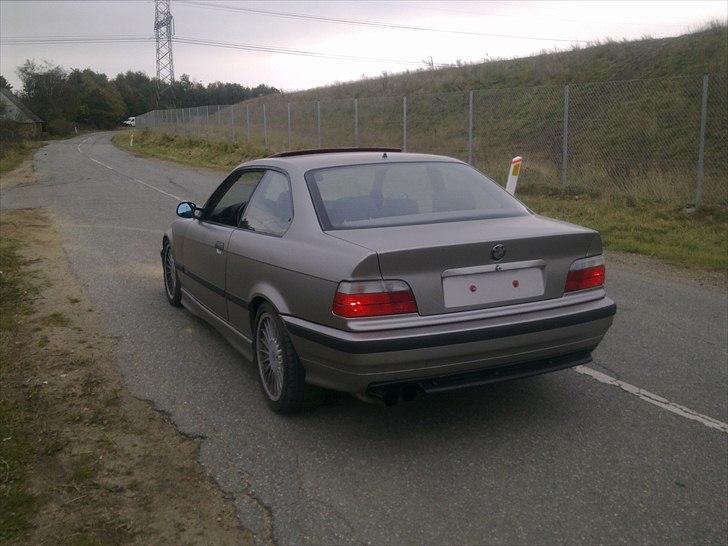 BMW e36 325i billede 4