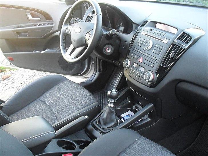 Kia Ceed 1,6 CRDi SW Sport billede 14