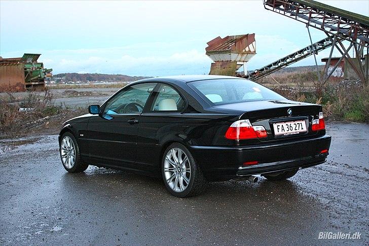 BMW 318ci Coupé billede 2