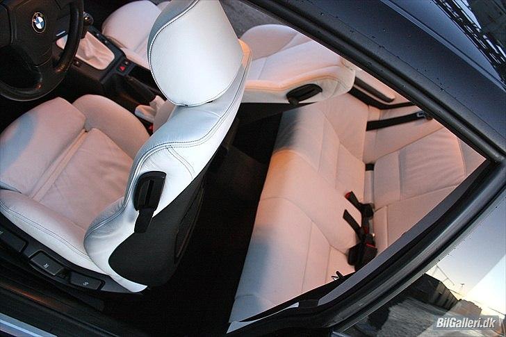 BMW 318ci Coupé billede 6