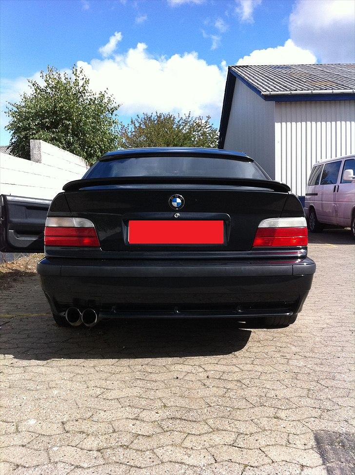 BMW E36 320i coupe solgt billede 3