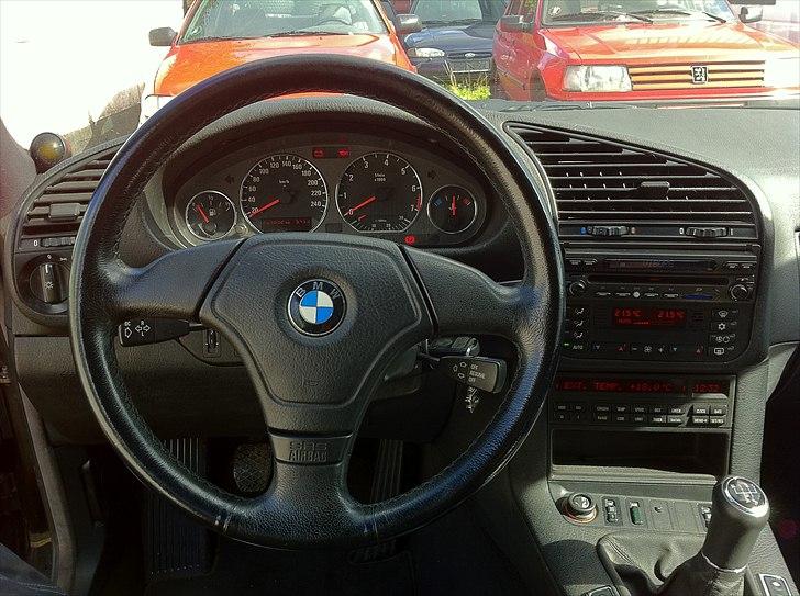 BMW E36 320i coupe solgt billede 7