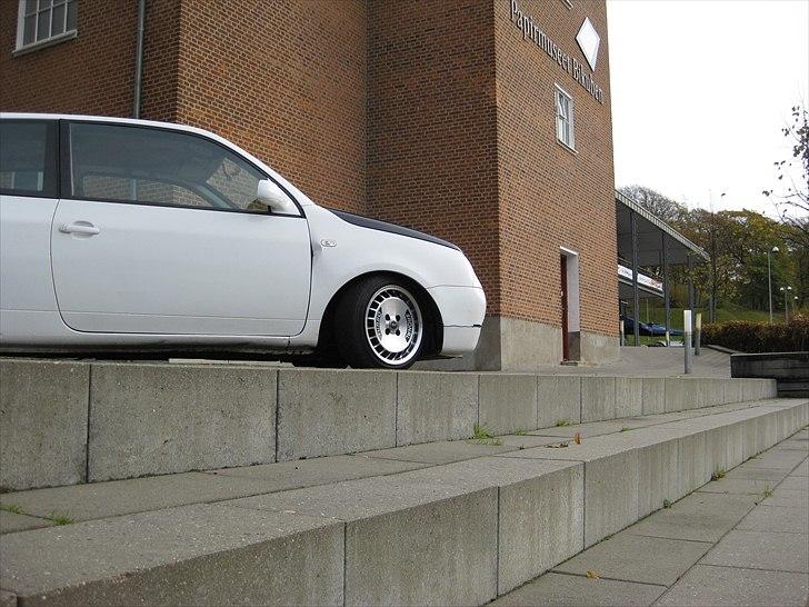 VW Lupo 1,4 16v SOLGT billede 3