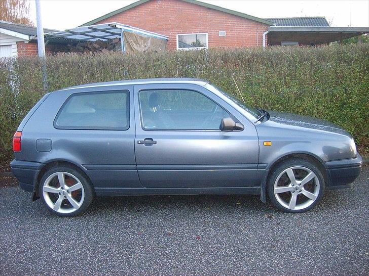 VW GOLF 3 1.8 CL billede 3
