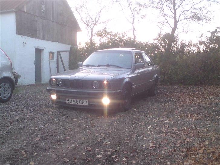 BMW E30 320i Solgt billede 1