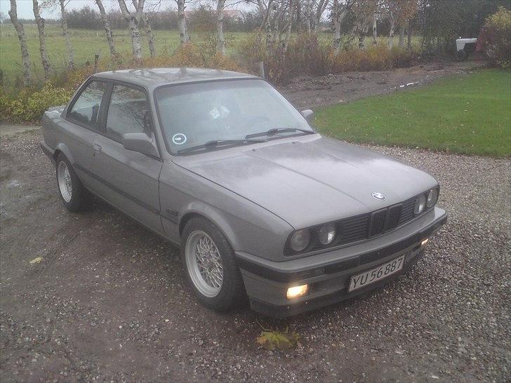 BMW E30 320i Solgt billede 8