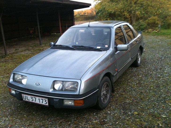 Ford sierra 2,3 v6 ghia billede 1