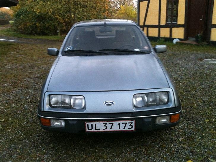 Ford sierra 2,3 v6 ghia billede 2