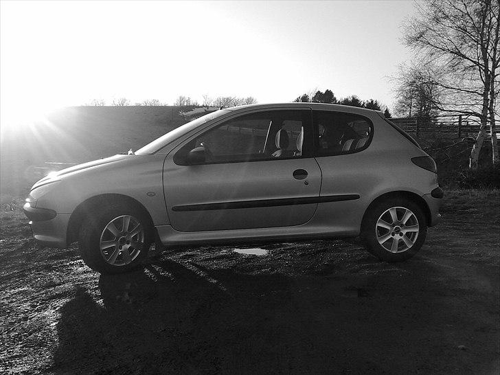 Peugeot 206 billede 2