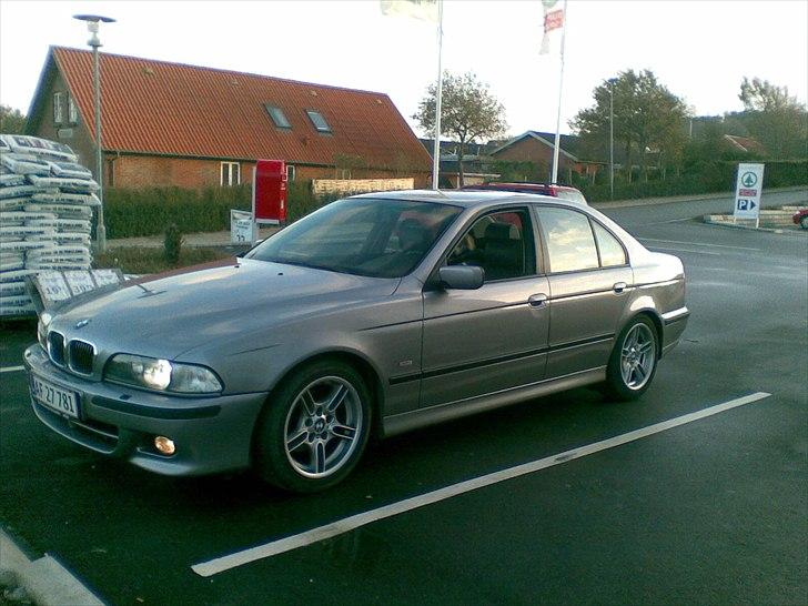 BMW 528iA(byttet) billede 3