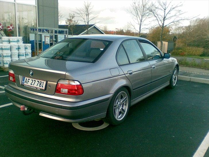 BMW 528iA(byttet) billede 5
