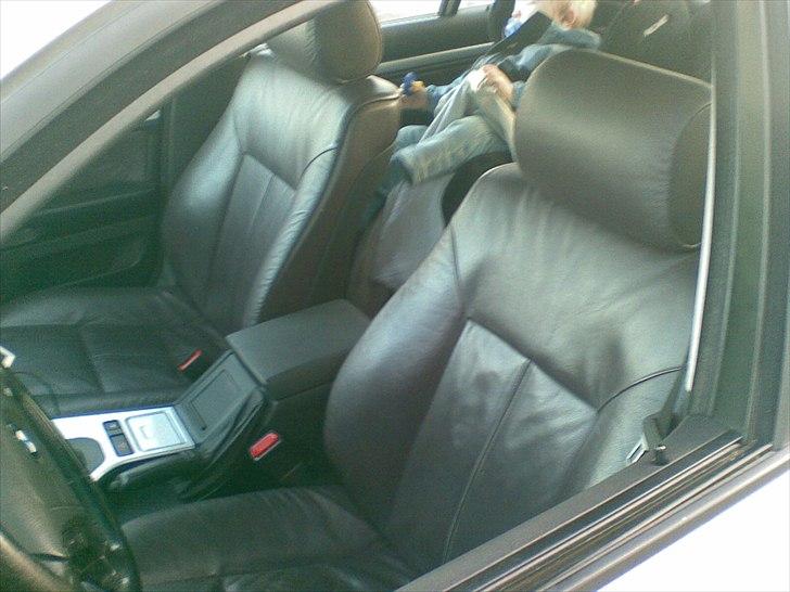 BMW 528iA(byttet) billede 14