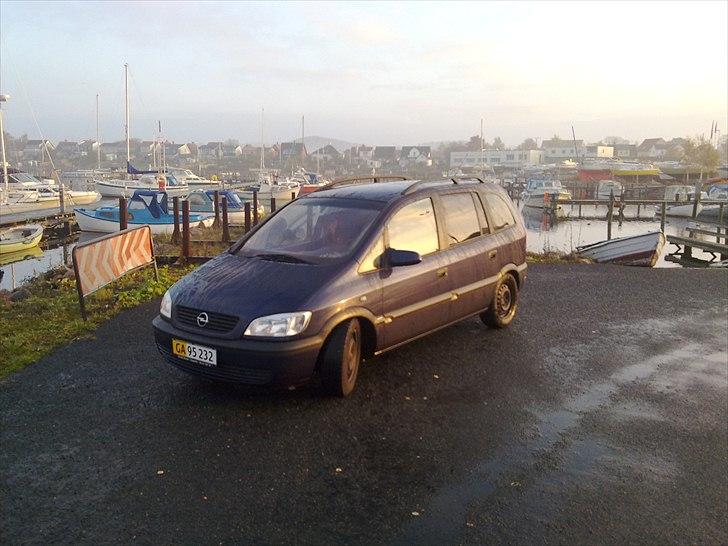 Opel Zafira A 2,0 16v DI Solgt billede 1