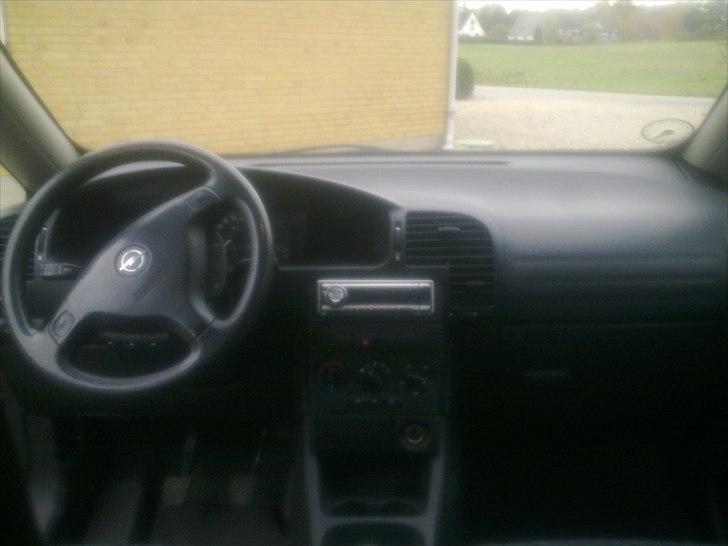 Opel Zafira A 2,0 16v DI Solgt billede 8