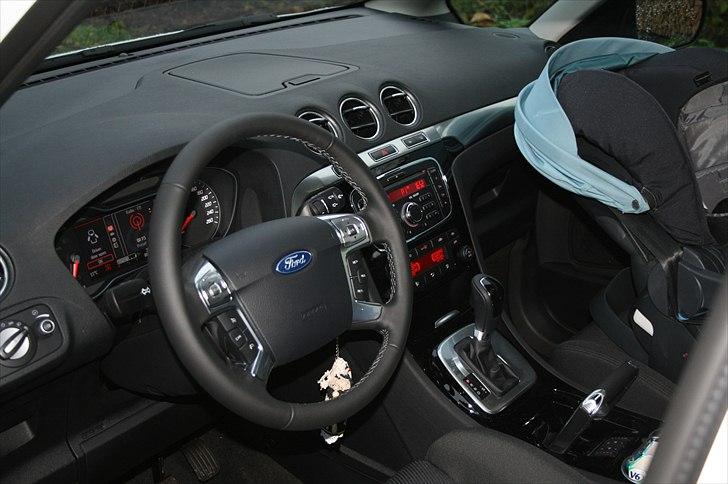 Ford S-max 2.0tdci Titanium  - Lige et billede af cockpittet billede 8