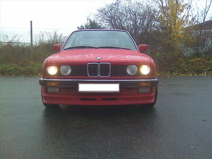 BMW e30 325 e billede 2